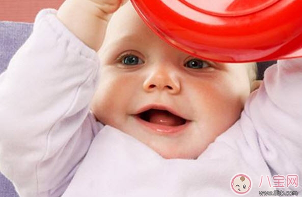 寶寶喝什么水最好 如何讓寶寶多喝水