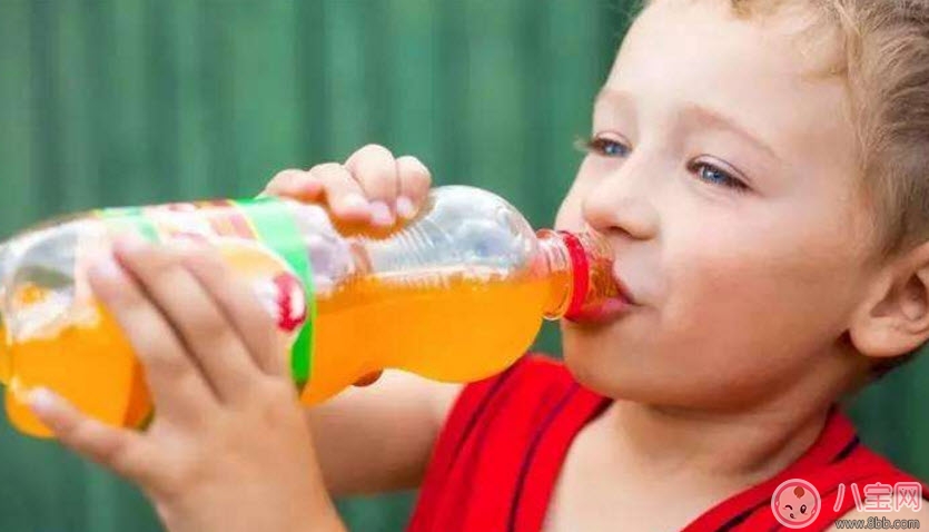 寶寶喝什么水最好 如何讓寶寶多喝水