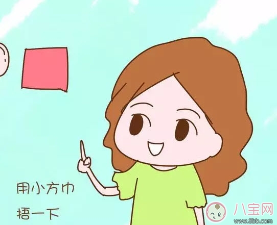 寶寶洗澡耳朵進水了怎么辦 怎么判斷寶寶耳朵進水(搖頭挖耳朵) 寶寶洗澡耳朵進水了怎么辦 怎么判斷寶寶耳朵進水(搖頭挖耳朵)