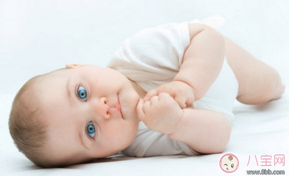 寶寶肋骨外翻的癥狀有哪些 寶寶肋骨外翻怎么辦