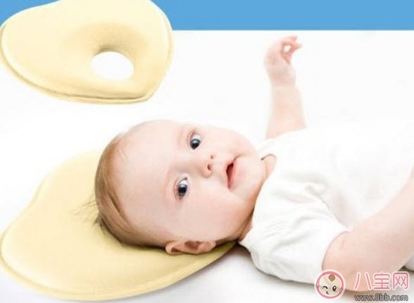 寶寶頭型睡偏了怎么辦 寶寶頭型調(diào)整怎么做