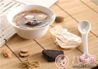 兩個(gè)月以上的嬰兒能吃中藥嗎 吃中藥要注意什么 兩個(gè)月以上的嬰兒能吃中藥嗎 吃中藥要注意什么