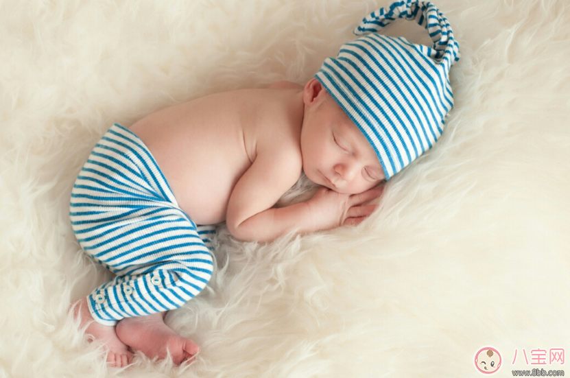 寶寶吃米糊天天放屁 孩子應(yīng)該如何吃米糊 寶寶吃米糊天天放屁 孩子應(yīng)該如何吃米糊