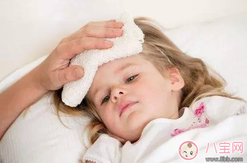 三伏天寶寶脫水熱怎么辦 新生兒如何預防脫水熱 三伏天寶寶脫水熱怎么辦 新生兒如何預防脫水熱