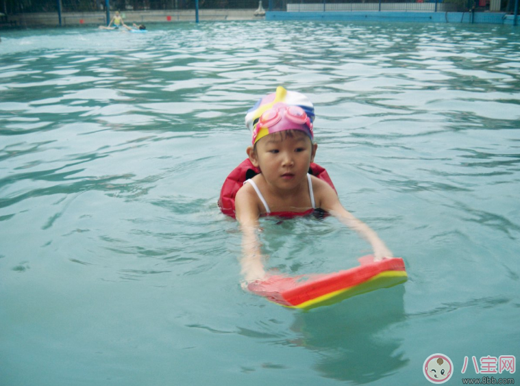 男孩子沉迷游戲有辦法 學(xué)習(xí)一門(mén)特長(zhǎng)魅力高