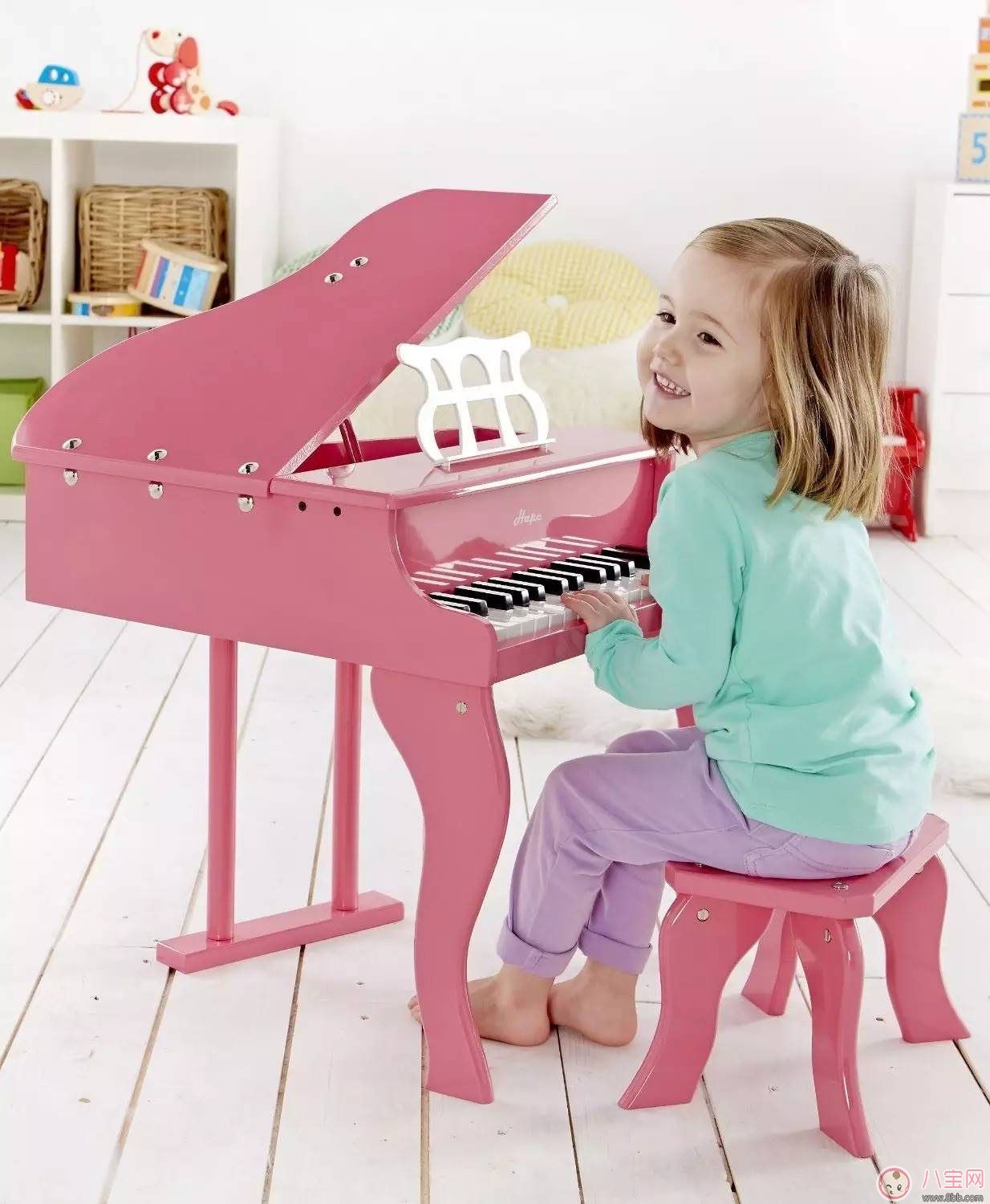 賈靜雯咘咘唱歌呆萌可愛(ài) 寶寶唱歌萌翻天