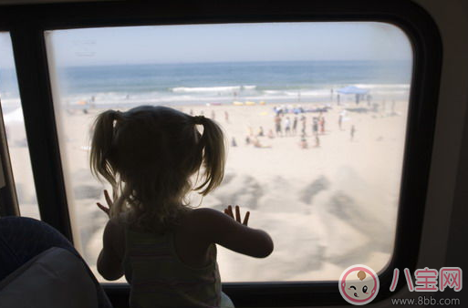 幾個月的寶寶可以坐臥鋪嗎 幾個月的寶寶坐火車要注意什么 幾個月的寶寶可以坐臥鋪嗎 幾個月的寶寶坐火車要注意什么