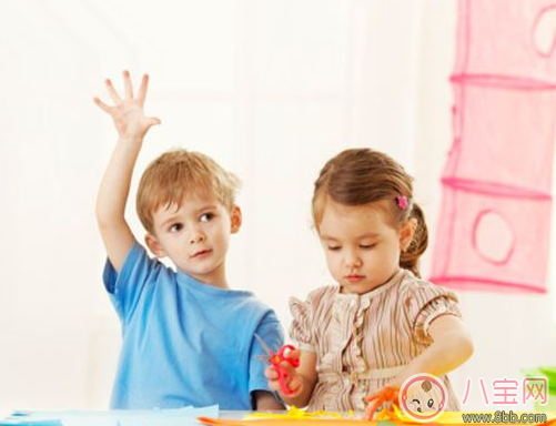 孩子在幼兒園交不到朋友怎么辦 怎么讓孩子在幼兒園交到朋友 孩子在幼兒園交不到朋友怎么辦 怎么讓孩子在幼兒園交到朋友