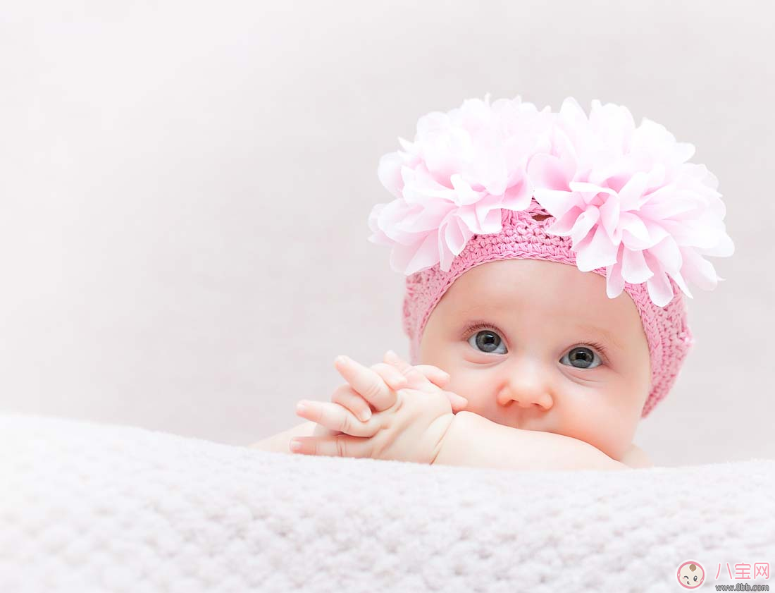 寶寶奶瓶選擇容量不需選最大 奶嘴孔型選擇大有學(xué)問 寶寶奶瓶選擇容量不需選最大 奶嘴孔型選擇大有學(xué)問