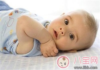 寶寶汗多是什么原因    身子虛會(huì)出汗多嗎