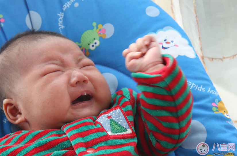 國慶出行旅游孩子鬧情緒怎么辦 孩子在外哭鬧家長不能急