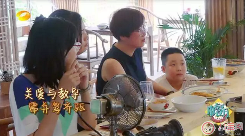 趙薇如何教育出乖巧小四月？趙薇的育兒經(jīng)是什么？