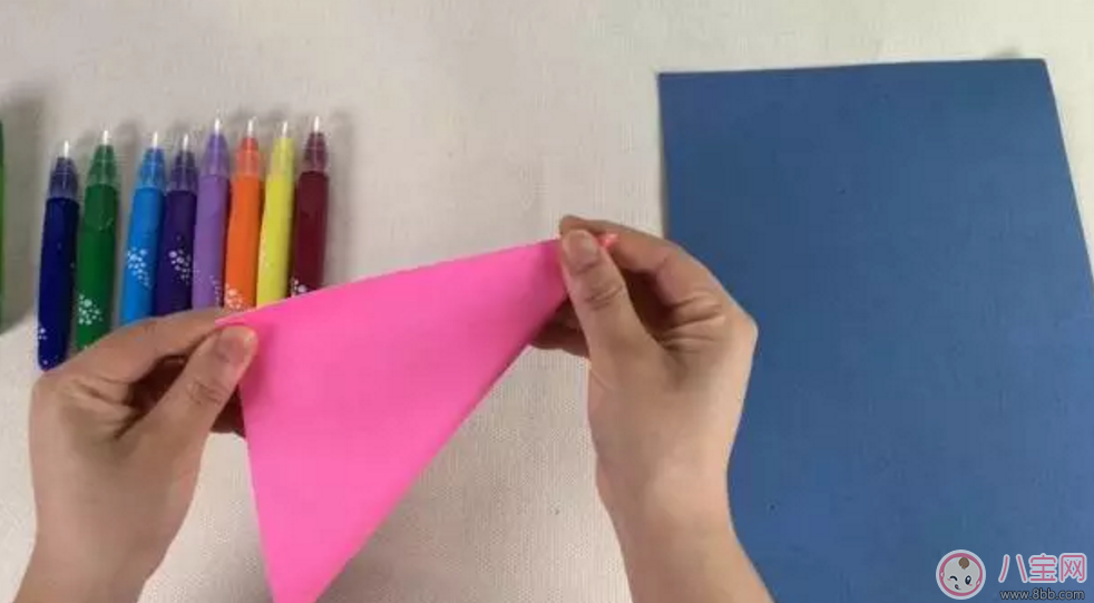 教師節(jié)送什么禮物最好 3分鐘學(xué)會(huì)制作康乃馨賀卡