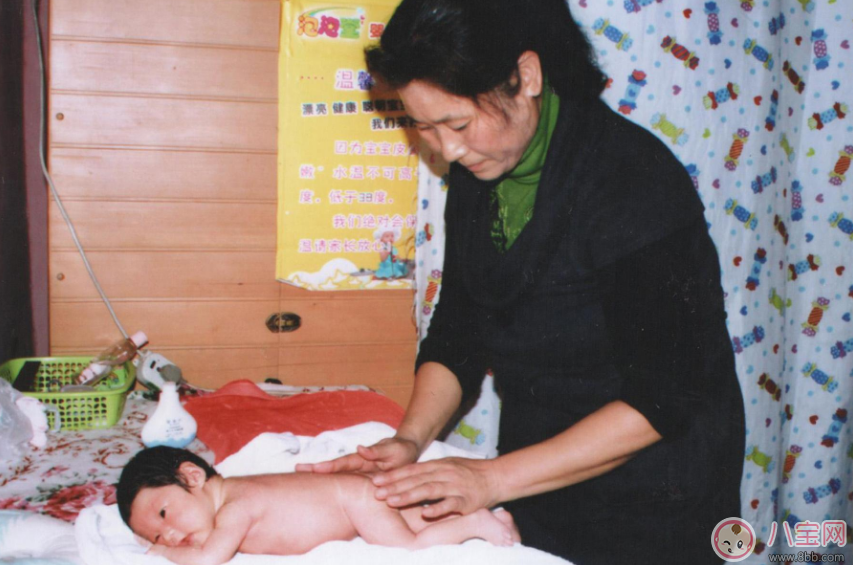 請(qǐng)?jiān)律┰趺催x好 月嫂有這些特點(diǎn)最好辭退