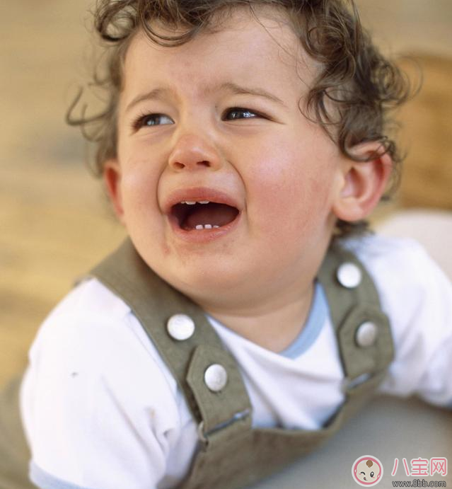 怎么讓孩子打針時不哭不鬧 孩子安安靜靜打針方法