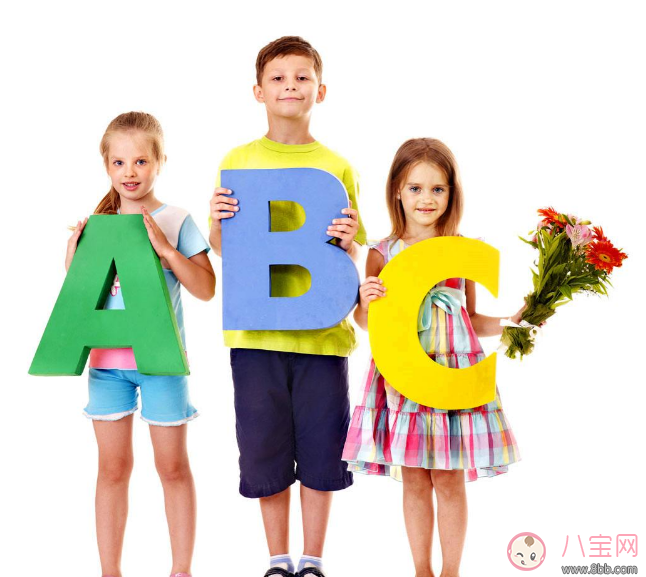 孩子學(xué)習(xí)英語自己怎么教 英語不好教孩子英語方法 孩子學(xué)習(xí)英語自己怎么教 英語不好教孩子英語方法