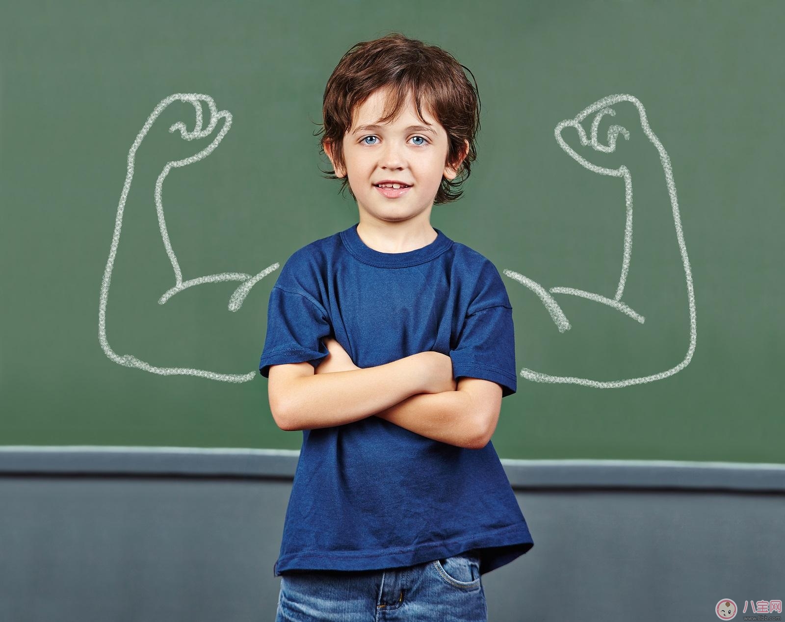 劉國梁教女兒高爾夫獲世界亞軍！父母如何成為孩子的榜樣