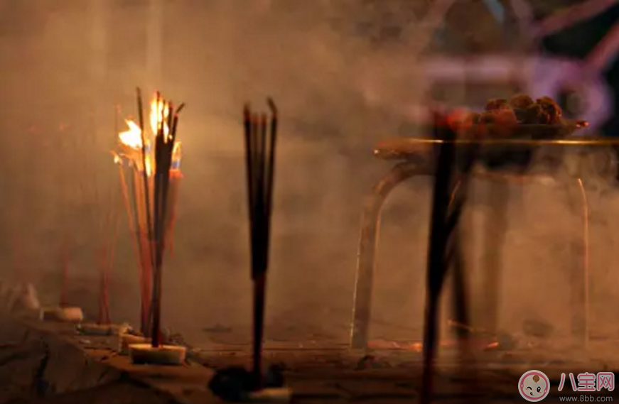 中元節(jié)如何向孩子普及 給孩子的一堂課 中元節(jié)如何向孩子普及 給孩子的一堂課