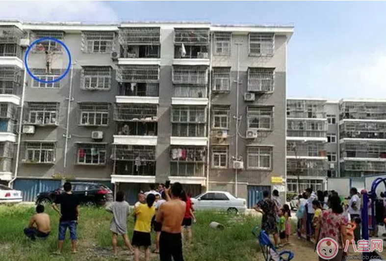 孩子獨(dú)自在家的危險(xiǎn)性 如何避免孩子遭受意外 孩子獨(dú)自在家的危險(xiǎn)性 如何避免孩子遭受意外