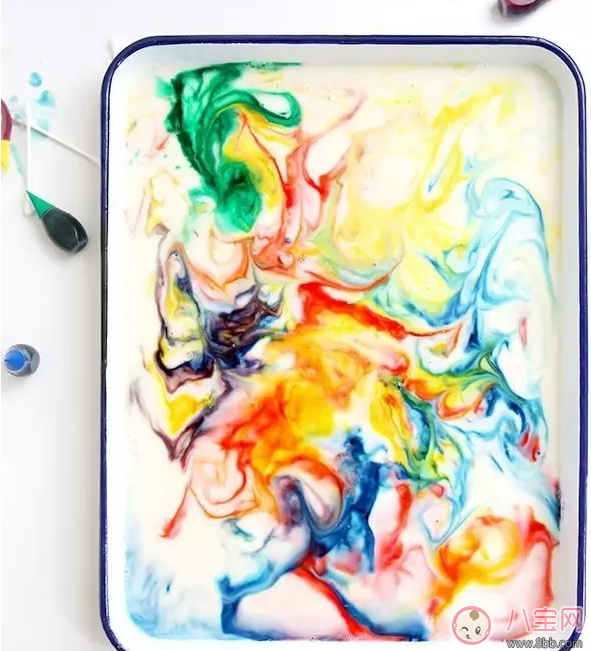 外面下雨了孩子不能出去玩 試試做這些事情吧 外面下雨了孩子不能出去玩 試試做這些事情吧