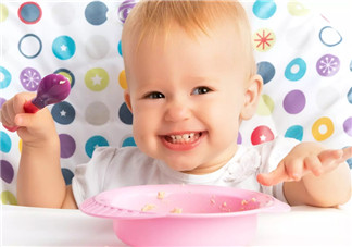 孩子即使不吃飯 也不要用食物勉強ta！