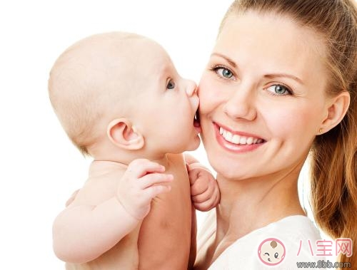 為啥孩子回家都會先找媽媽！答案好暖