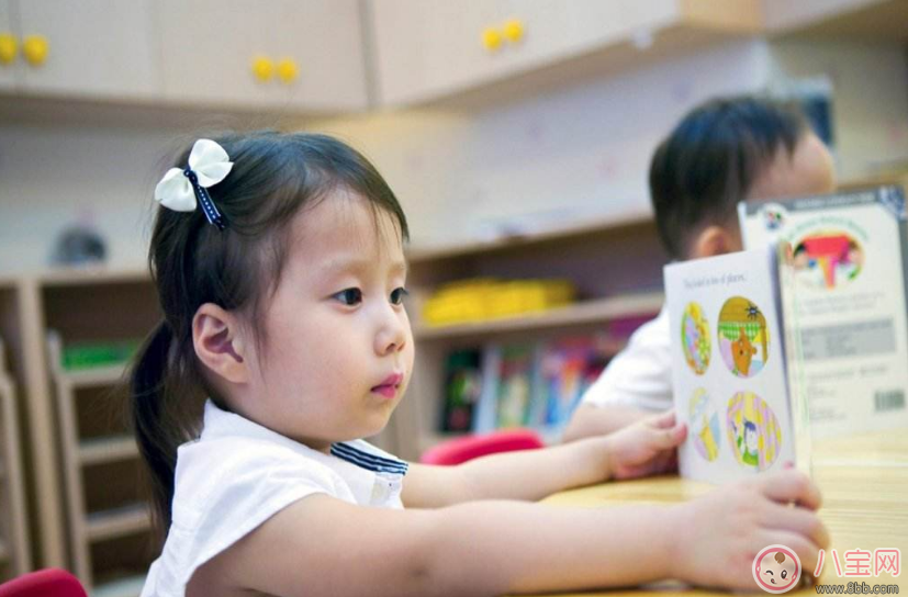 養(yǎng)成正確的習(xí)慣會對孩子成長有很大幫助 