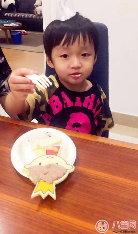 鄒市明小兒子慶生軒軒不在 軒軒去哪了