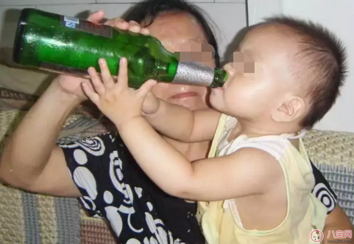喝酒真會(huì)讓嬰兒喪命 給寶寶喝酒的危害 喝酒真會(huì)讓嬰兒喪命 給寶寶喝酒的危害