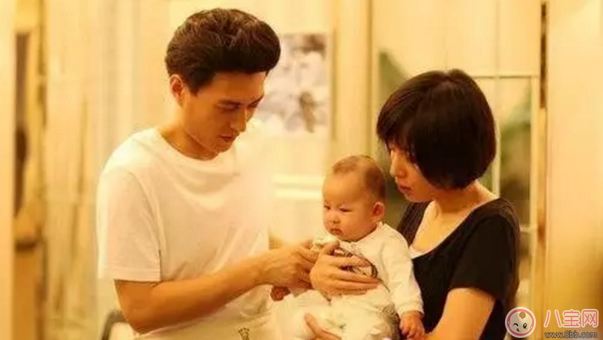 靳東赴港陪愛(ài)妻生二胎 還有那些全程陪產(chǎn)的星爸【準(zhǔn)爸陪產(chǎn)十大準(zhǔn)備】