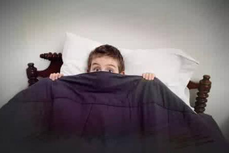 孩子怕黑怕怪物 不讓關燈睡覺......怎么辦？