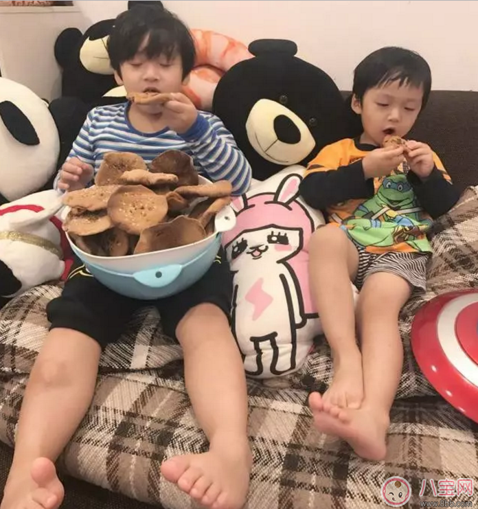 軒軒換新發(fā)型顏值猛升 寶寶頭發(fā)如何護(hù)理 軒軒換新發(fā)型顏值猛升 寶寶頭發(fā)如何護(hù)理