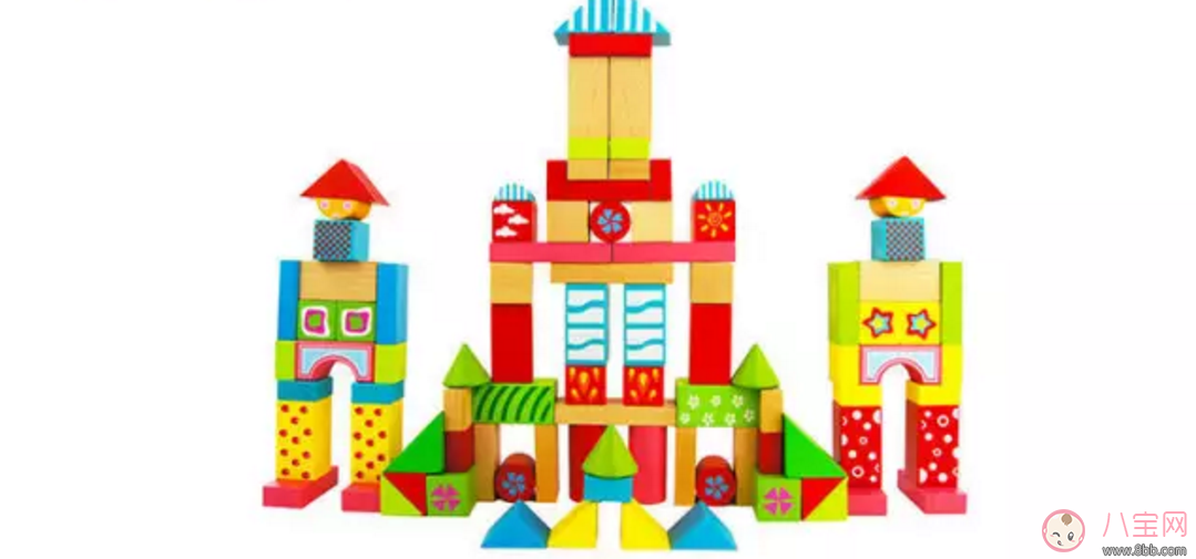 為什么一定要給孩子玩積木 為什么一定要給孩子玩積木