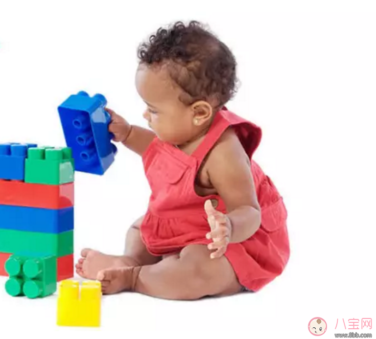 為什么一定要給孩子玩積木 為什么一定要給孩子玩積木