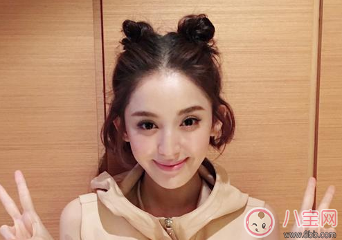 包文婧女兒餃子梳超可愛哪吒頭 超可愛哪吒頭怎么扎 包文婧女兒餃子梳超可愛哪吒頭 超可愛哪吒頭怎么扎