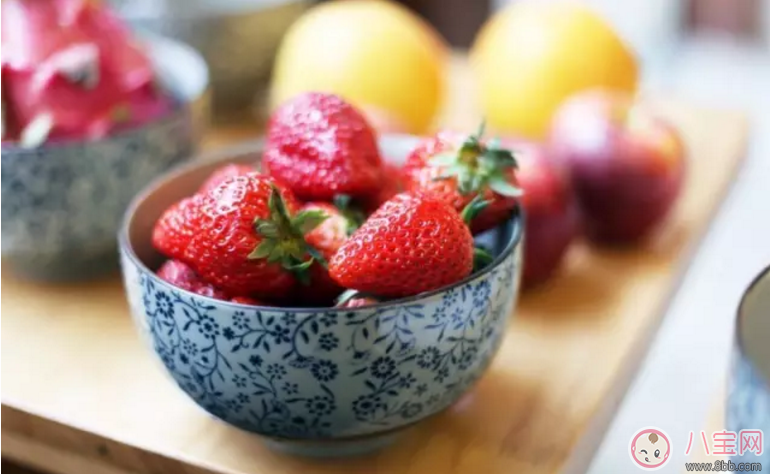 陳坤一天三張面膜 做水嫩孕媽應(yīng)該敷什么面膜