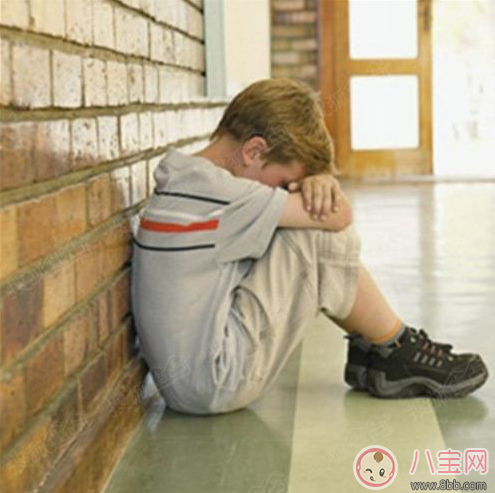 孩子孤僻不理人 教會(huì)這個(gè)方法人緣會(huì)大好 孩子孤僻不理人 教會(huì)這個(gè)方法人緣會(huì)大好