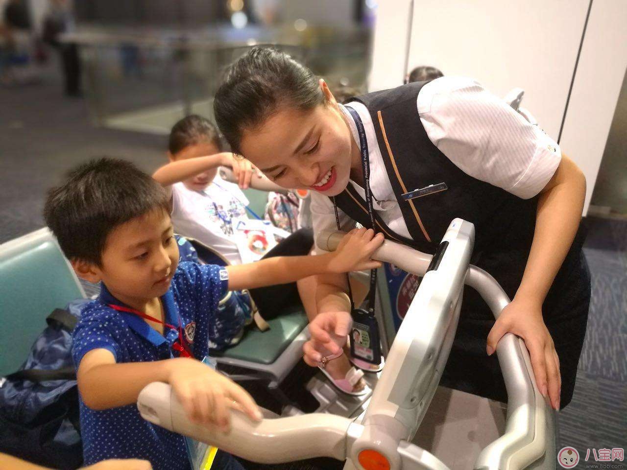 2017七夕節(jié)帶著孩子搭飛機(jī)怎么辦 帶孩子搭飛機(jī)應(yīng)該怎么做 2017七夕節(jié)帶著孩子搭飛機(jī)怎么辦 帶孩子搭飛機(jī)應(yīng)該怎么做