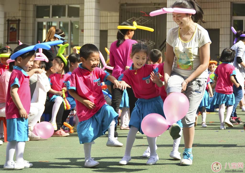 寶寶利用游戲學習  如何確保孩子成長