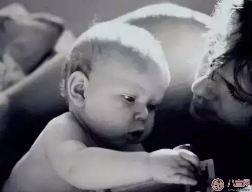 8月8日爸爸節(jié)由來 中國爸爸節(jié)送什么禮物(2017爸爸節(jié)祝福短信)