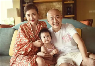 包文婧與餃子逐漸熟絡  手指受傷餃子擔心哭不停