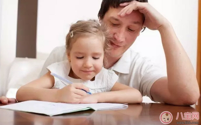 隔代教育對(duì)孩子的影響 隔代教育的利弊及應(yīng)對(duì)策略