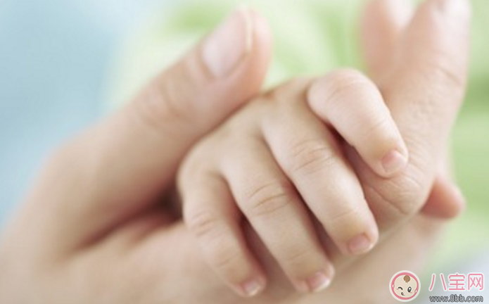 新生兒適合互動的游戲 0-1歲寶寶親子游戲一覽 新生兒適合互動的游戲 0-1歲寶寶親子游戲一覽