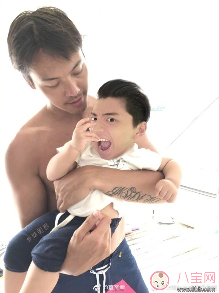 親子博主陳偉霆瘋狂曬娃 自稱霸霸與外甥度假