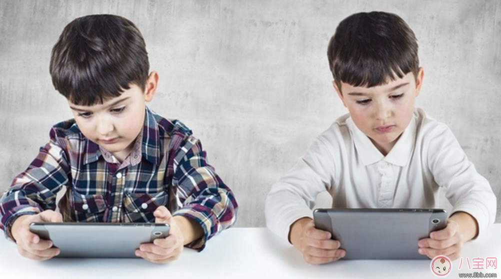 月薪三萬(wàn)撐不起孩子暑假 孩子暑假真的要花這么多錢(qián)嗎