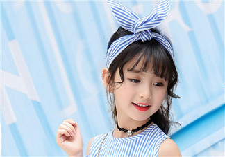 裴佳欣在哪家淘寶店做模特 裴佳欣淘寶童裝店店名