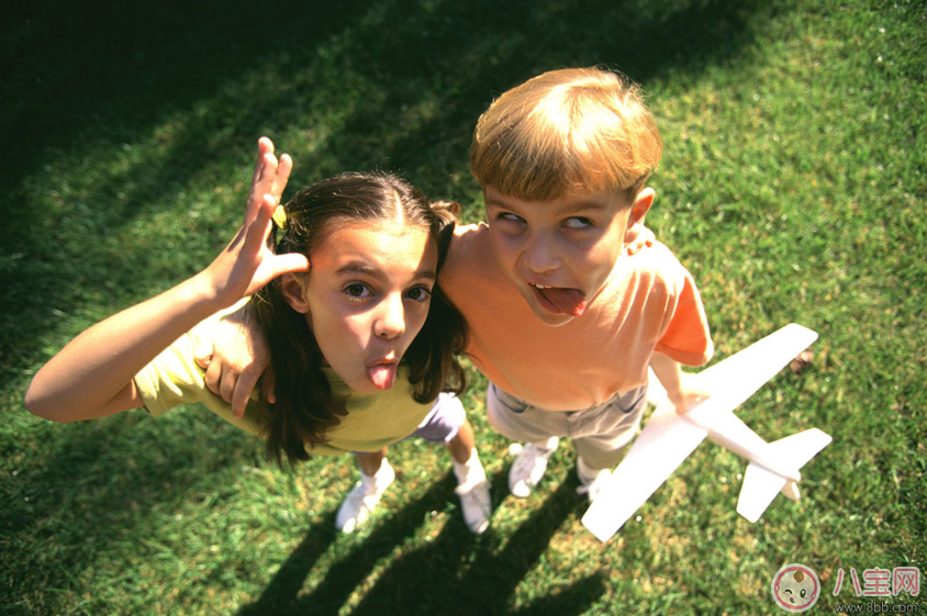 這樣做竟能開(kāi)發(fā)寶寶大腦 開(kāi)發(fā)寶寶智力方法攻略 這樣做竟能開(kāi)發(fā)寶寶大腦 開(kāi)發(fā)寶寶智力方法攻略