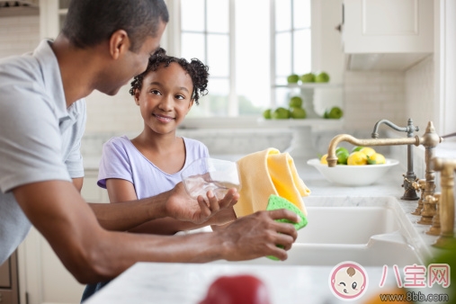 讓孩子學(xué)會(huì)做家務(wù) 好處多還益智