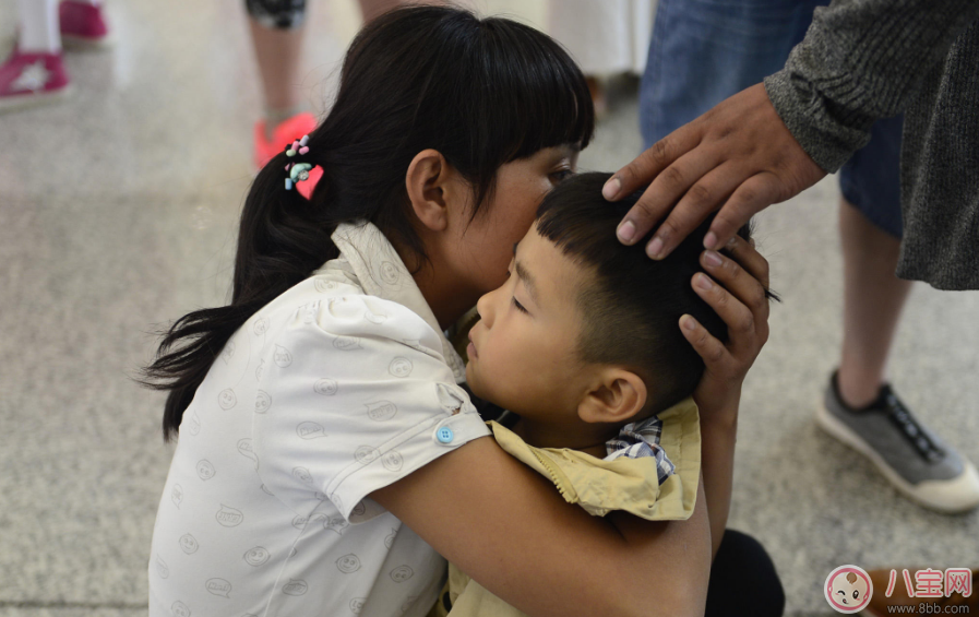 2017最新拐賣騙術 注意了一定要保護好自己的孩子 2017最新拐賣騙術 注意了一定要保護好自己的孩子