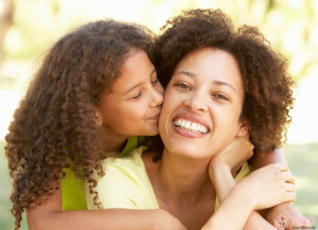 不能對女兒說的5句話 如何培養(yǎng)女兒好性格